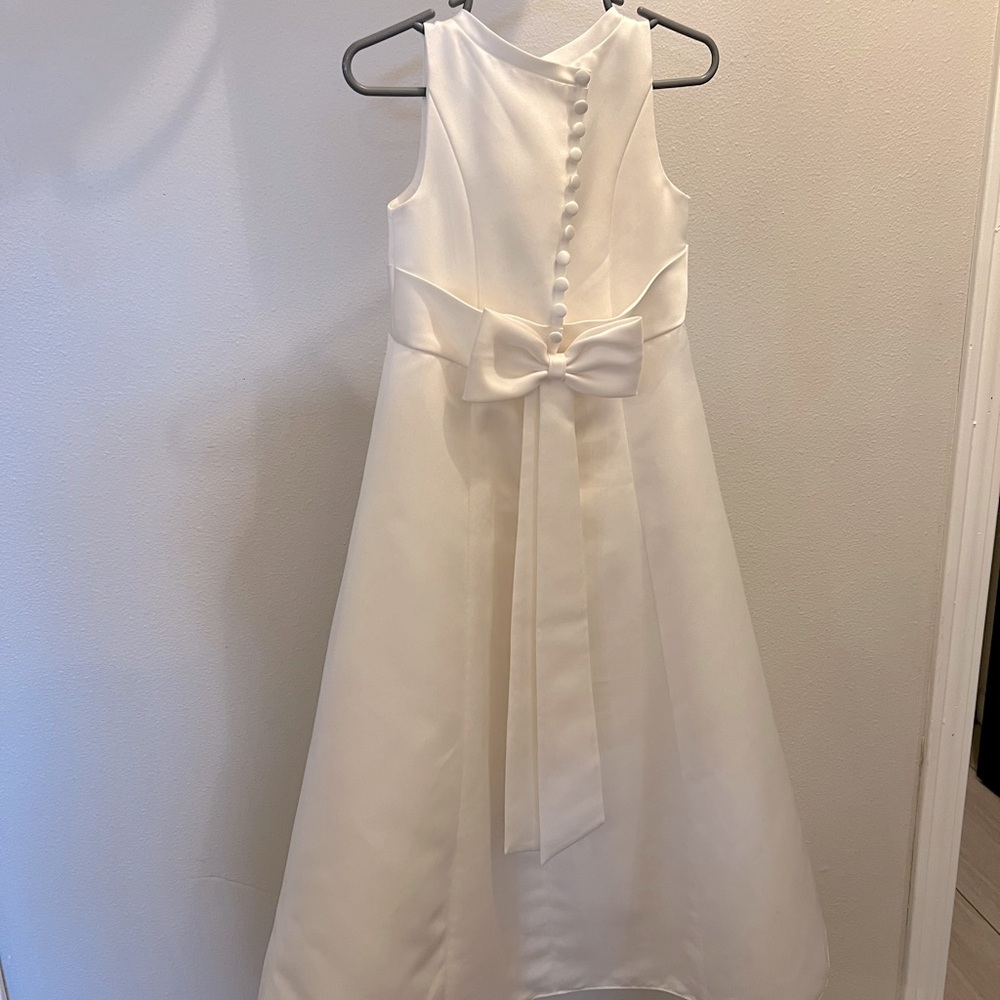 Flower girl dress - ivory - size 3T- never worn! Purchased at Bridal Boutique